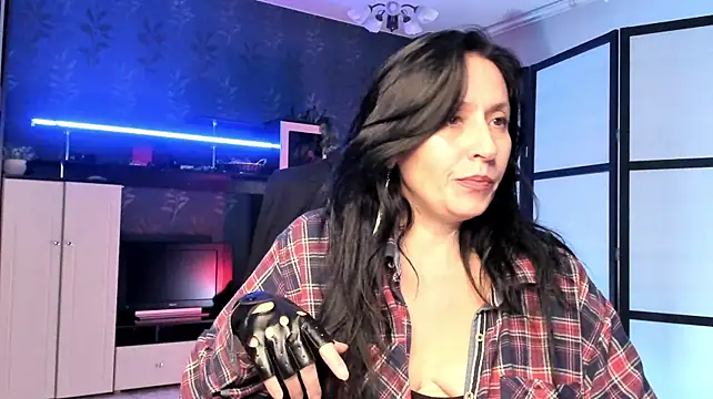 Lucky_Milf