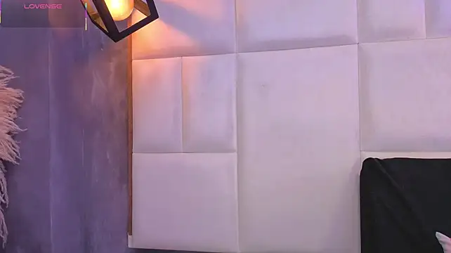 Mia_thompson_19 webcam