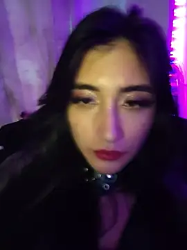 Tahara_Romanov_ webcam