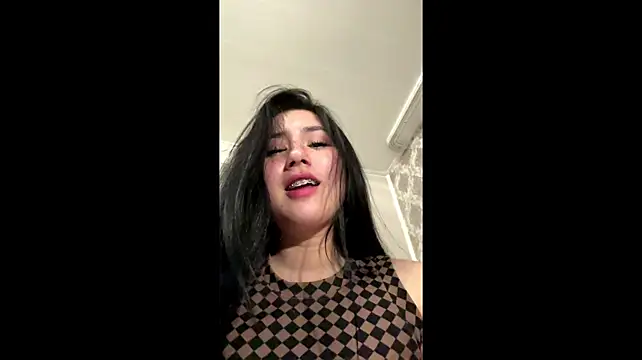 FlowRiver live sex cam