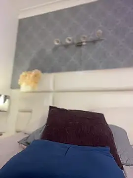 MiilaBlake live cam on StripChat
