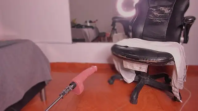 Emmily_Savage