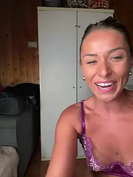 petrouchkaaa_ webcam