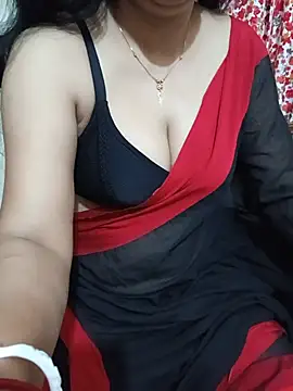 Priya_Boudi webcam