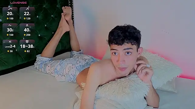 Adriann_voss
