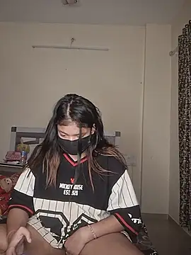 Hot-Priya_babes