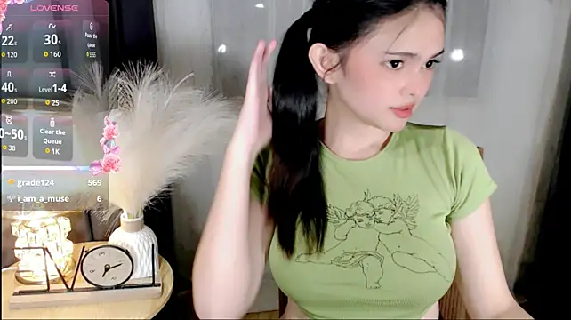 wildest_fantasy live cam on StripChat