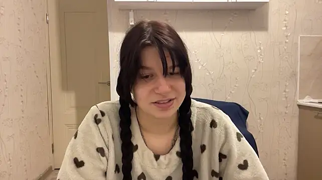 ChrystalWhittet live cam preview