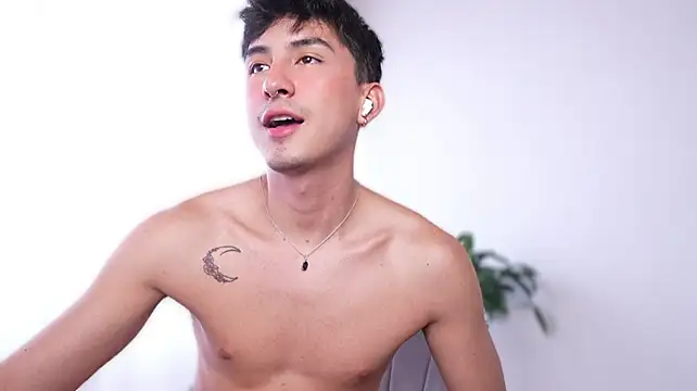 sweettaaron01