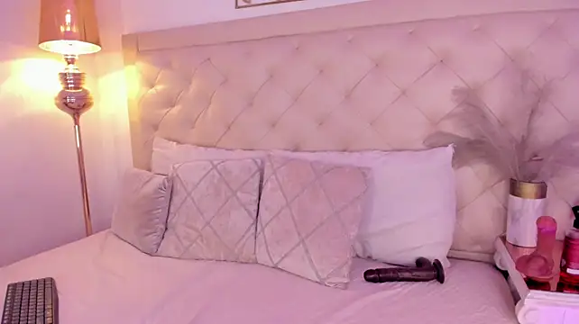 nina_joyce webcam