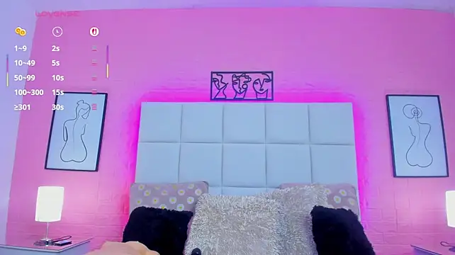 charlotte_kisss webcam