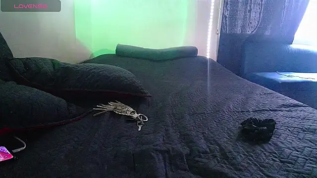 Karyblush25 webcam