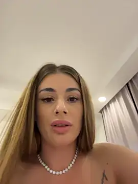IsabellaEtthan live cam