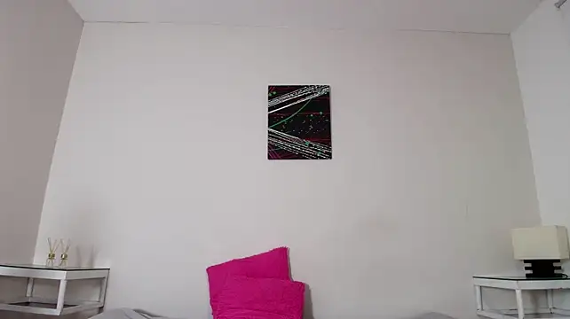Charlotte_curvy_