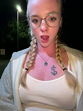 LinaLeana webcam