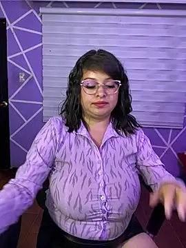 MiiaaJoness