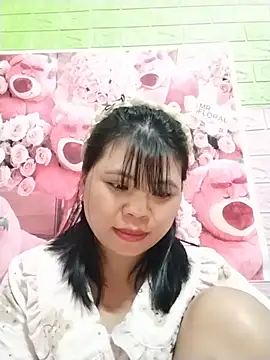 Xuka_lyss live cam on StripChat