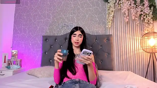 lana_gill1 webcam