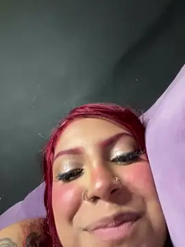 GiaRedd webcam