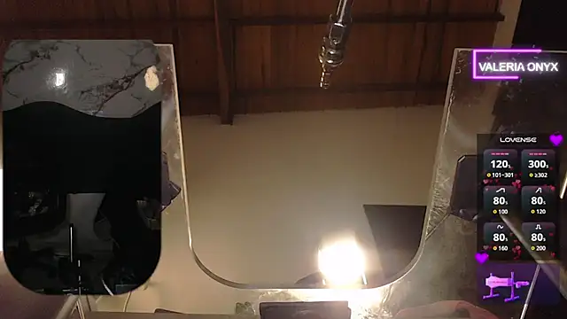 ValeriaOnyx webcam