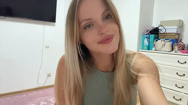 UnwedGrist webcam