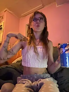 Alina-420 webcam