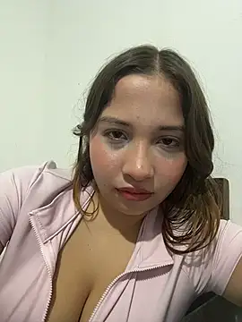 AliciaWhite_nt webcam