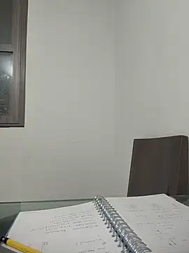 AliciaWhite_nt