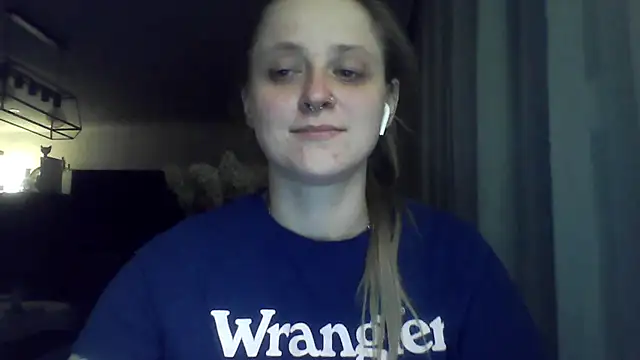 LeaWetGirl webcam