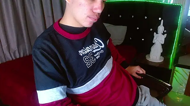 haku_nayro