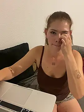 SunnyBunny19 live sex cam