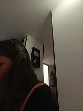 emma_tour live cam