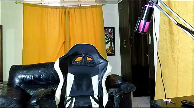 aronmiller404