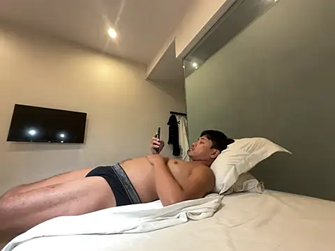 alexsuckable01