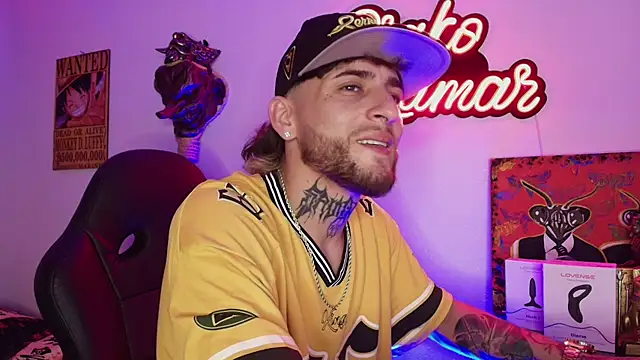 Drako_liveshow live cam on StripChat