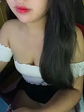 Alicet99 live cam on StripChat