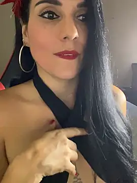 Miaswwe live cam on StripChat