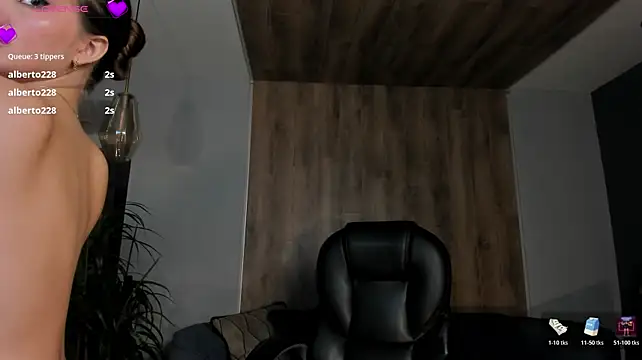 MaryLewis_ live cam on StripChat