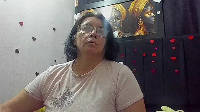 Evaaross_2345 webcam