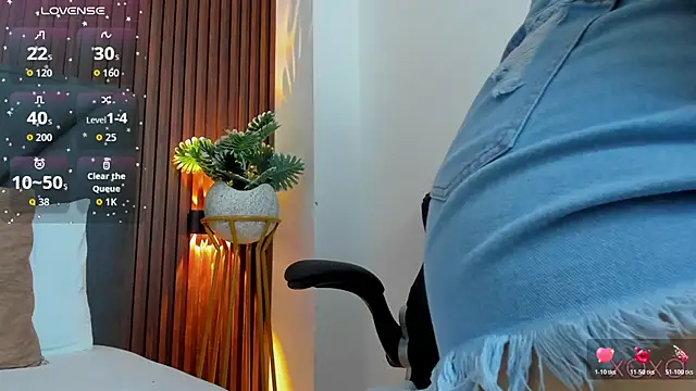linda_rios_ (F milf) - Make me come and moan your name