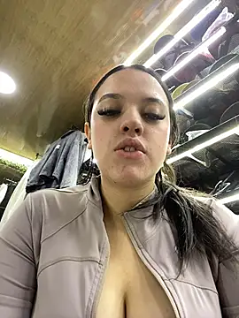 celestejones1 (F teen) - Two fingers in my pussy