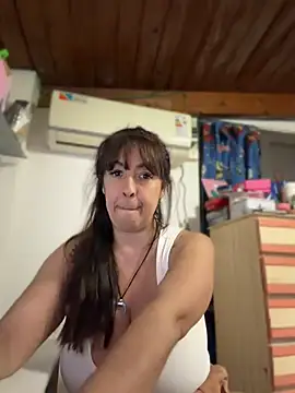 Sofyalone_ webcam