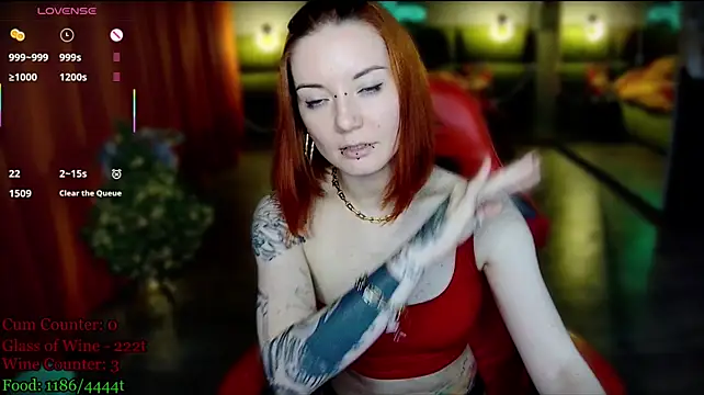 MaxPhoenixx live cam on StripChat