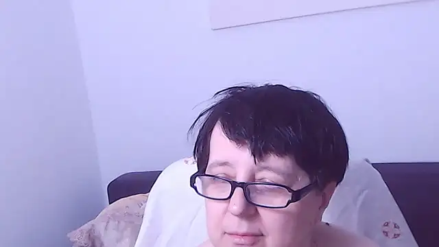 ChristaRose live cam on StripChat