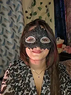 Kiara_97 live cam on StripChat