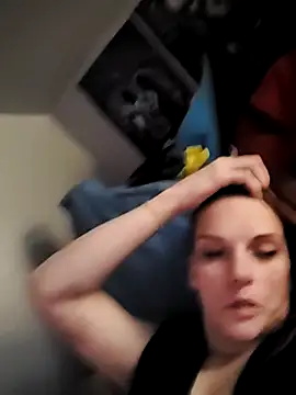 MaMaaKiTTii webcam