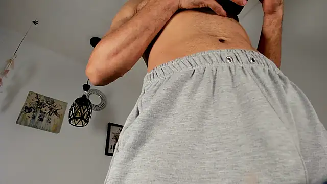 Elias_Thunderr