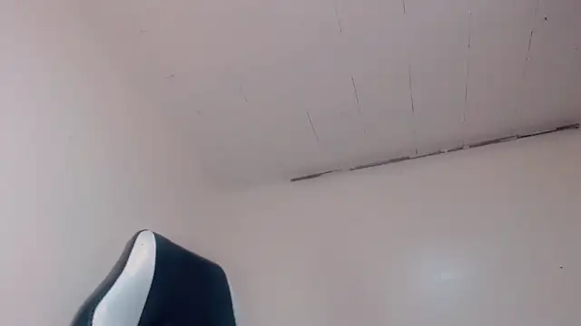 Oriana_braom webcam