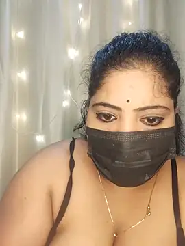 DESI-DOLLLL webcam