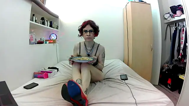 Empress_Lilith live cam on StripChat